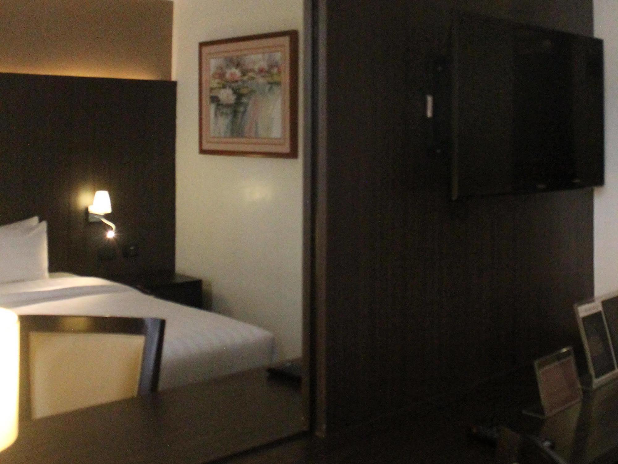 Stradella Hotel Pasig City Экстерьер фото